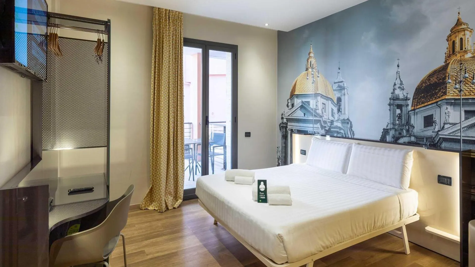 B&B Hotel Roma Tuscolana San Giovanni 3*, Rzym