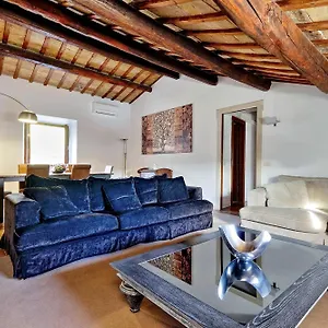  Apartment Piazza Mattei Elegant | Romeloft
