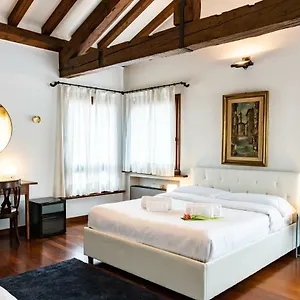  Appartamento Magnifiche Residenze San Fermo Italia