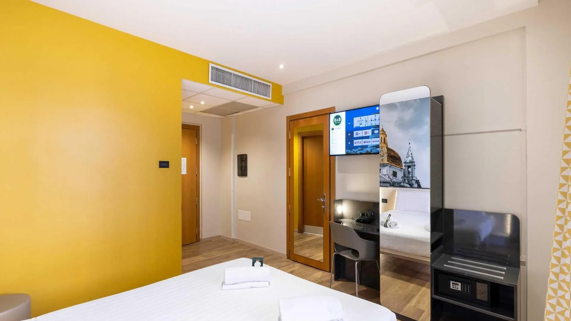 B&B Hotel Roma Tuscolana San Giovanni 3*,