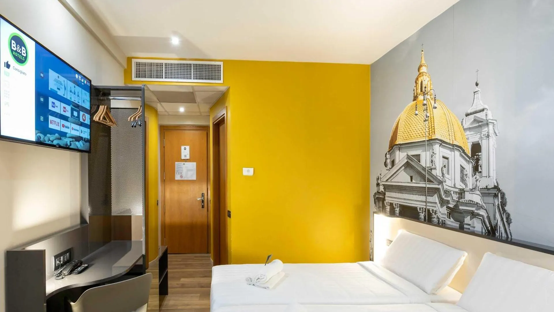 B&B Hotel Roma Tuscolana San Giovanni 3*, Rom Italien