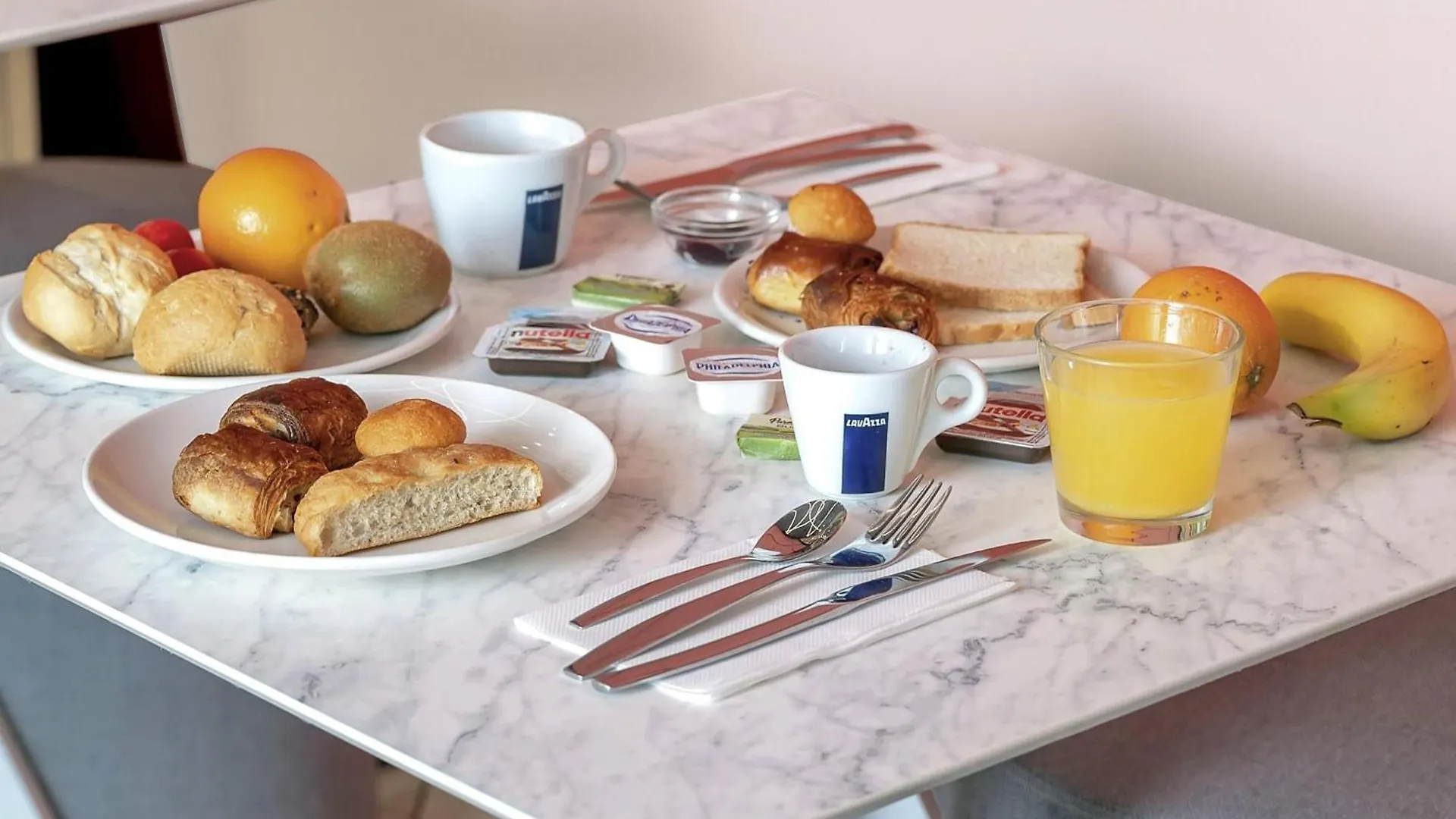 B&B Hotel Roma Tuscolana San Giovanni 3*, Rom