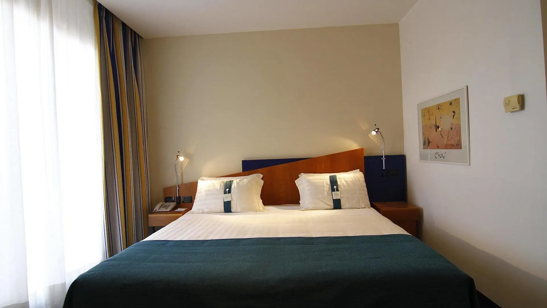 B&B Hotel Roma Tuscolana San Giovanni 3*,