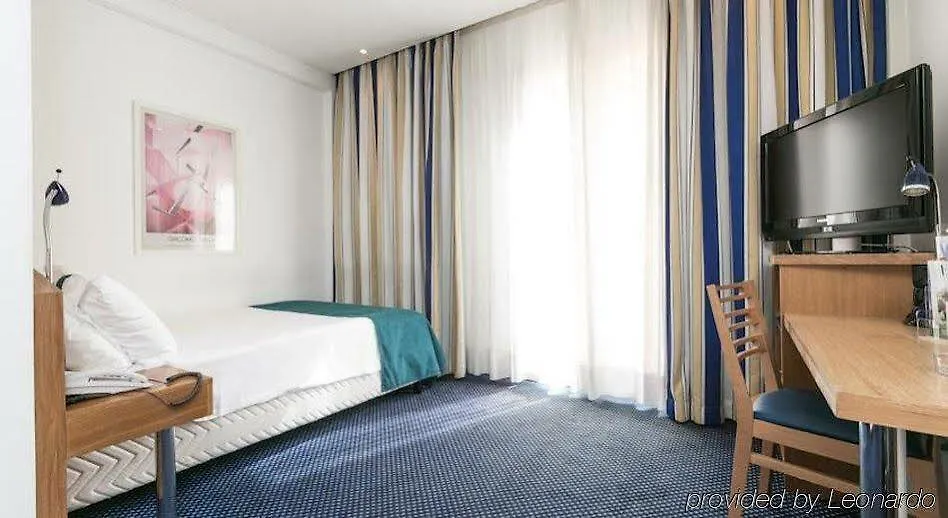 B&B Hotel Roma Tuscolana San Giovanni